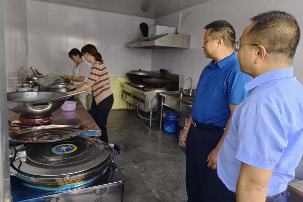 到榆林分公司柠条塔项目部举行清静检查及清静月专项检查2.jpg